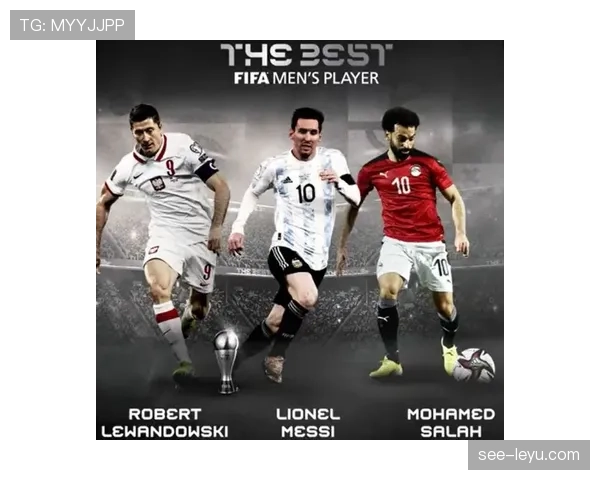 本泽马与莱万的终结方式差异及其战术角色解析